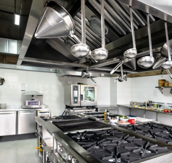 Peran Penting Food Service Equipment di Dapur Komersial